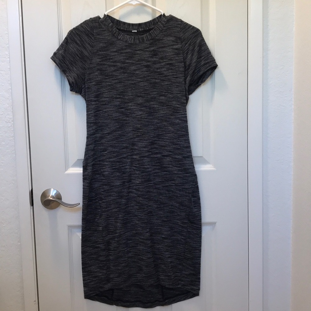 Lululemon Dress size 8